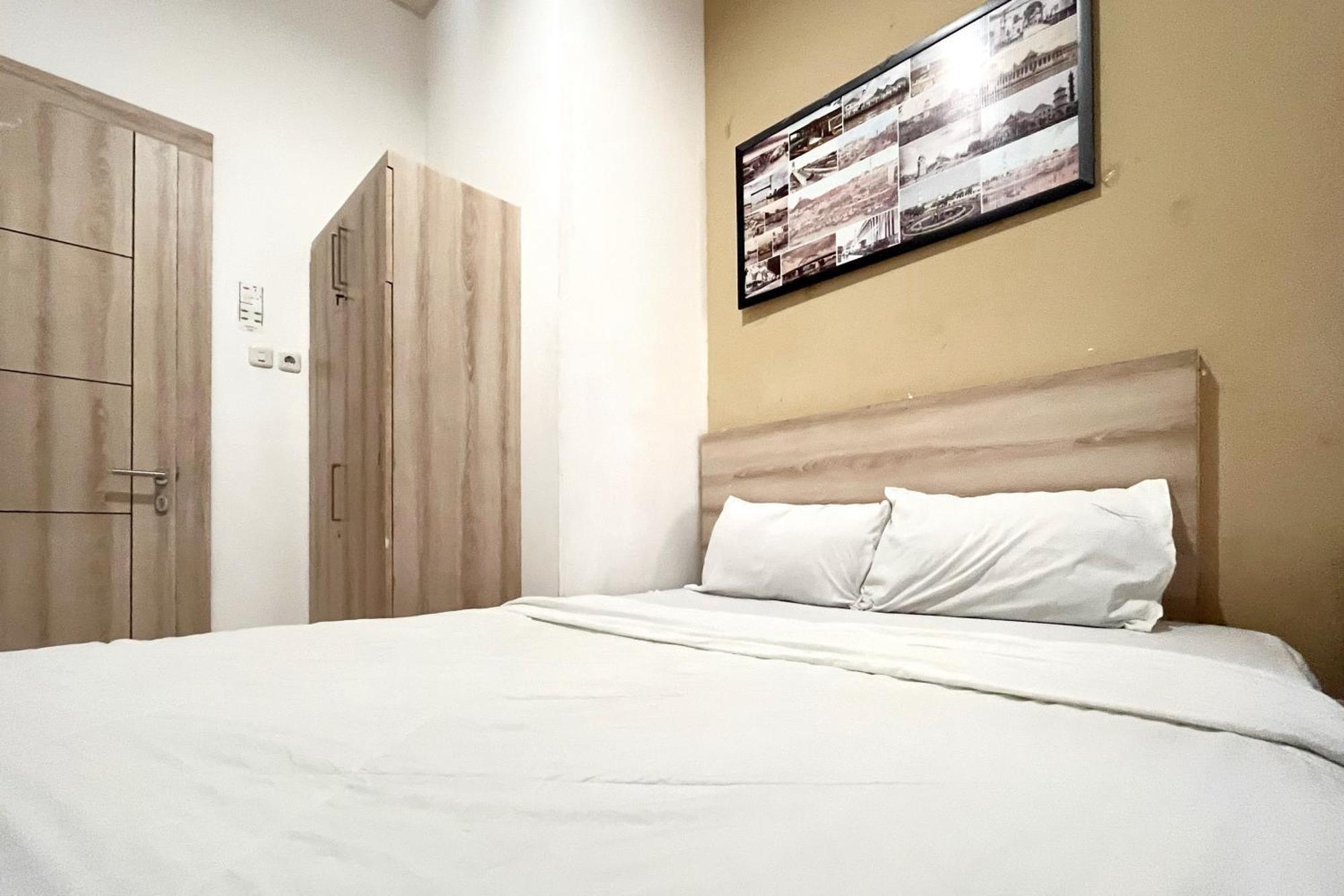 Hotel Reddoorz Near Underpass Simpang Patal Palembang Exterior foto