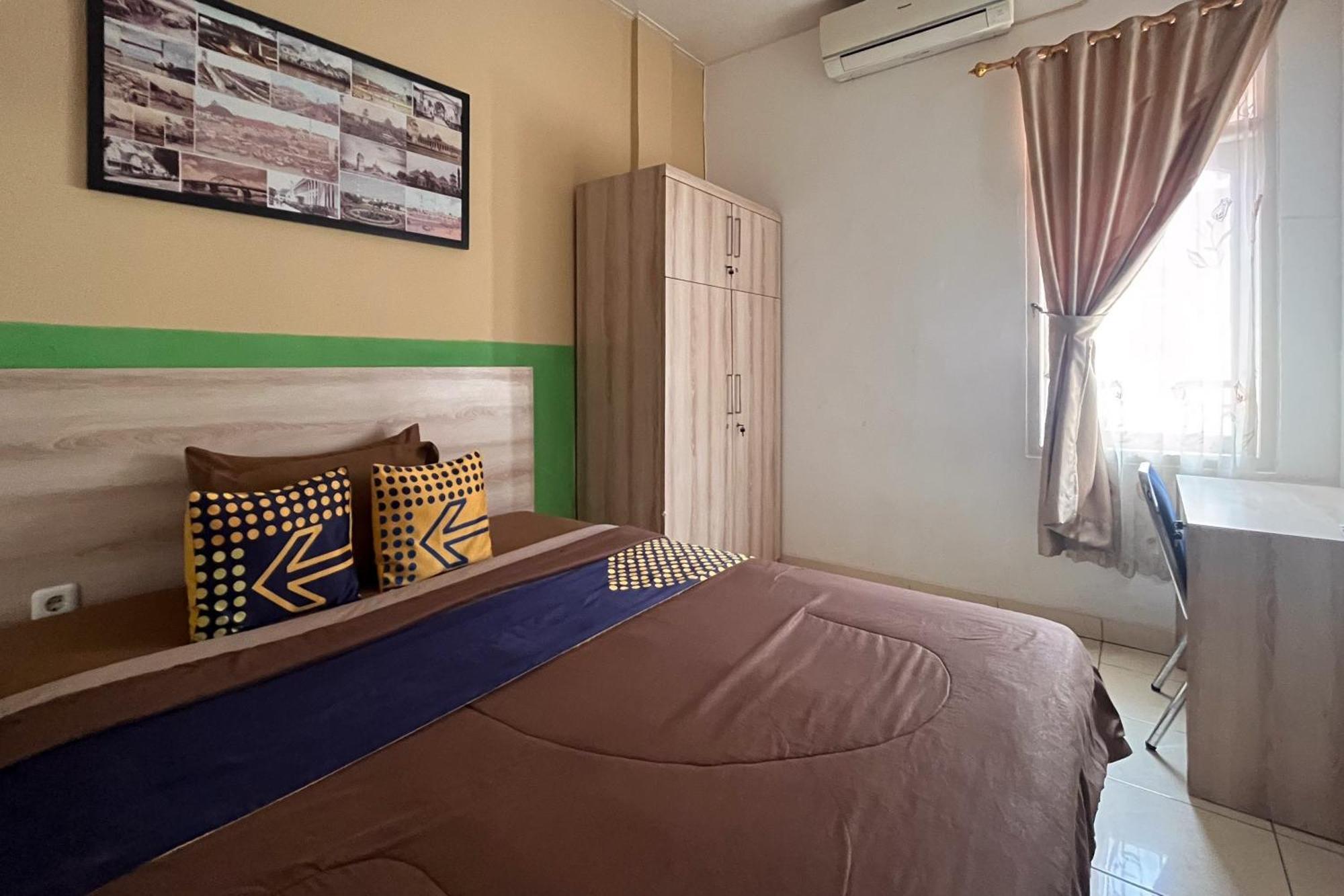 Hotel Reddoorz Near Underpass Simpang Patal Palembang Exterior foto